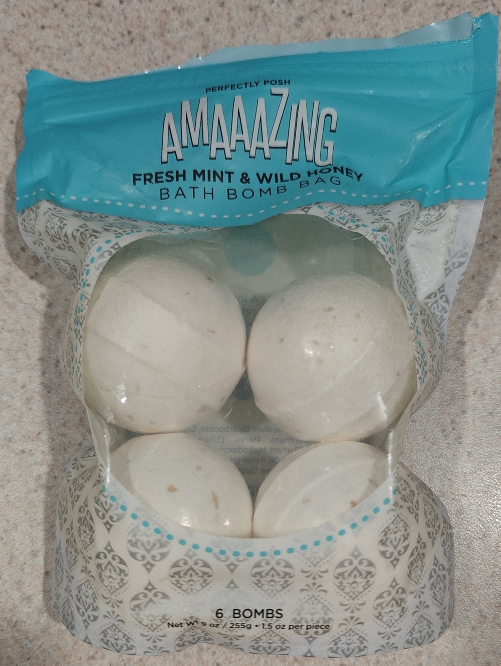 Perfectly Posh AMMAAZING Bath Bomb Set - White